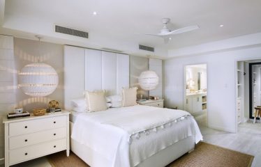 Beachi, Paynes Bay, St. James, Barbados