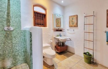 Shogun, Gibbes Glade, St. James, Barbados