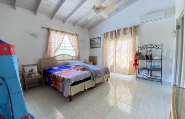 Arrixtu, Club Morgan, Christ Church, Barbados