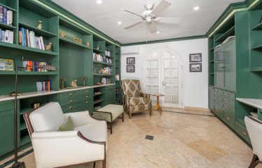 Sand Dollar, West Coast, St. James, Barbados